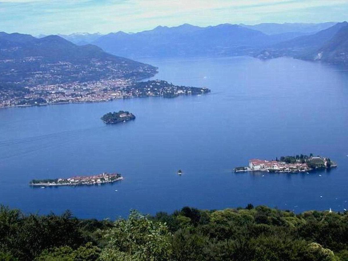 With Terrace And Stunning View Holiday home Stresa