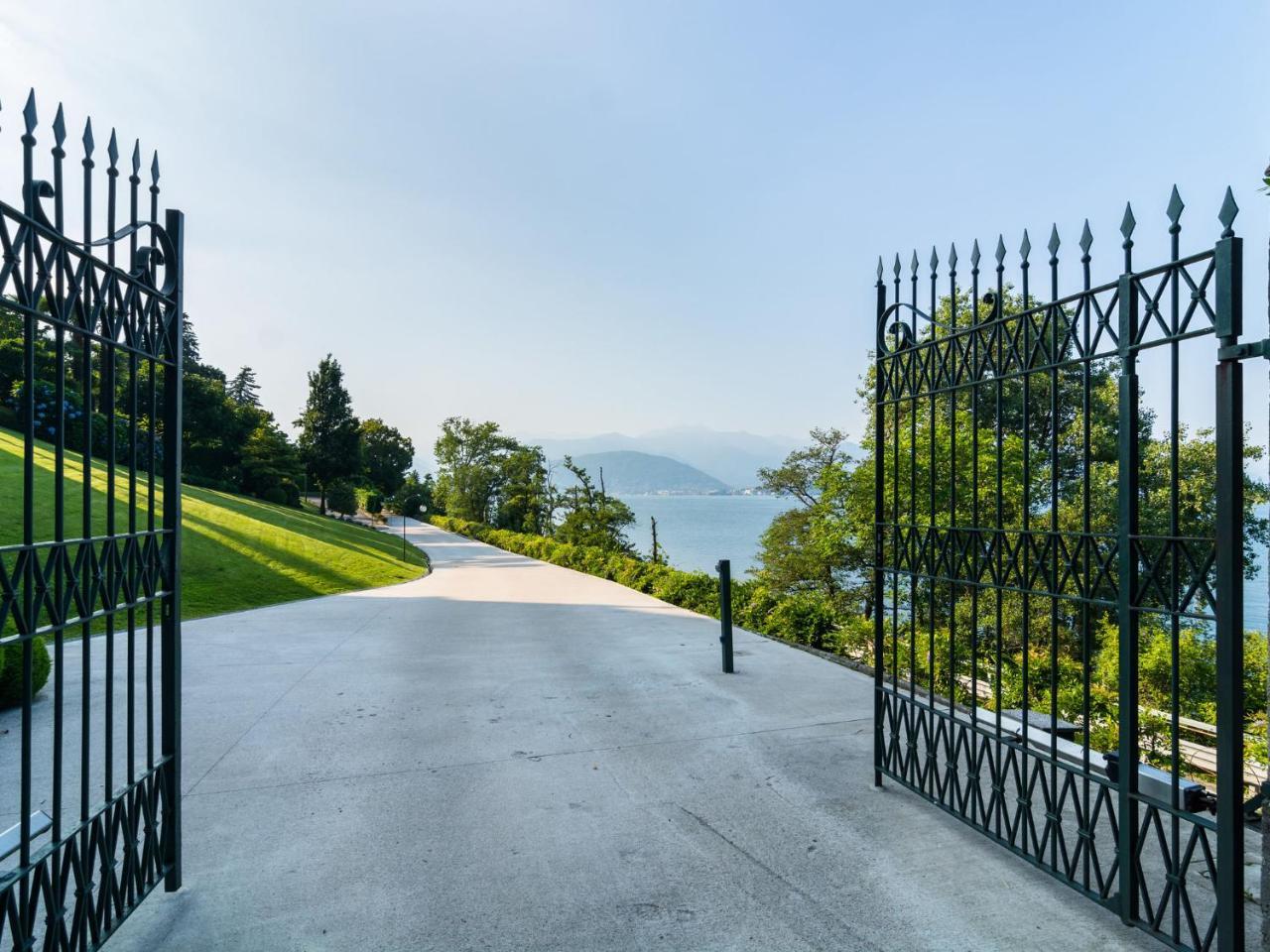 Holiday home With Terrace And Stunning View Stresa